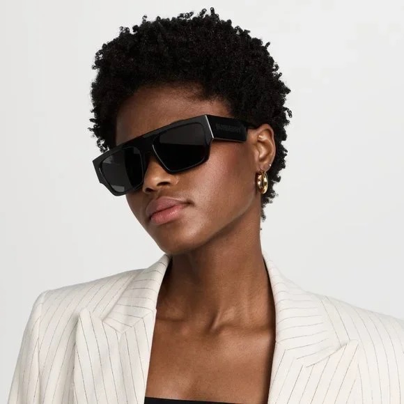 Burberry BE4397U Black / Dark Grey Sunglasses product photo 10