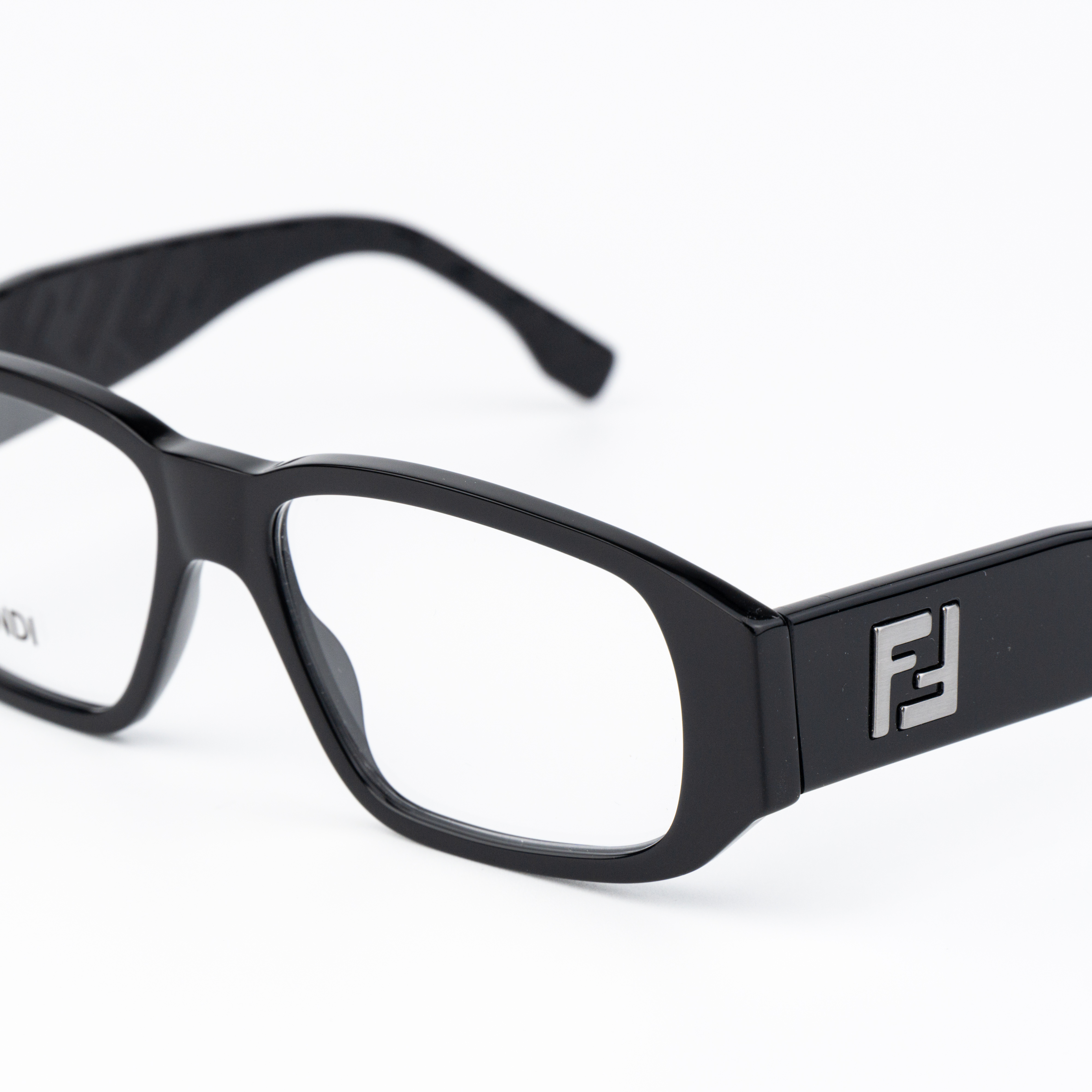 FE50115I Black / Demo 