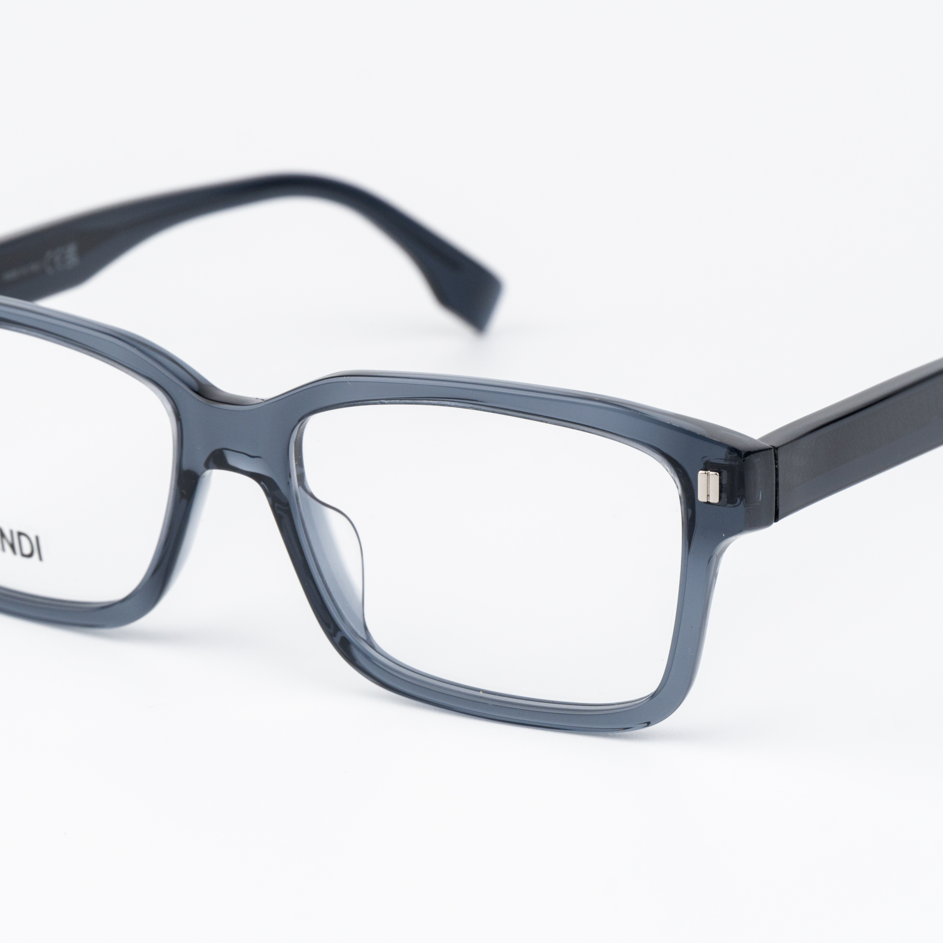 FE50030I Shiny Dark Blue / Demo
