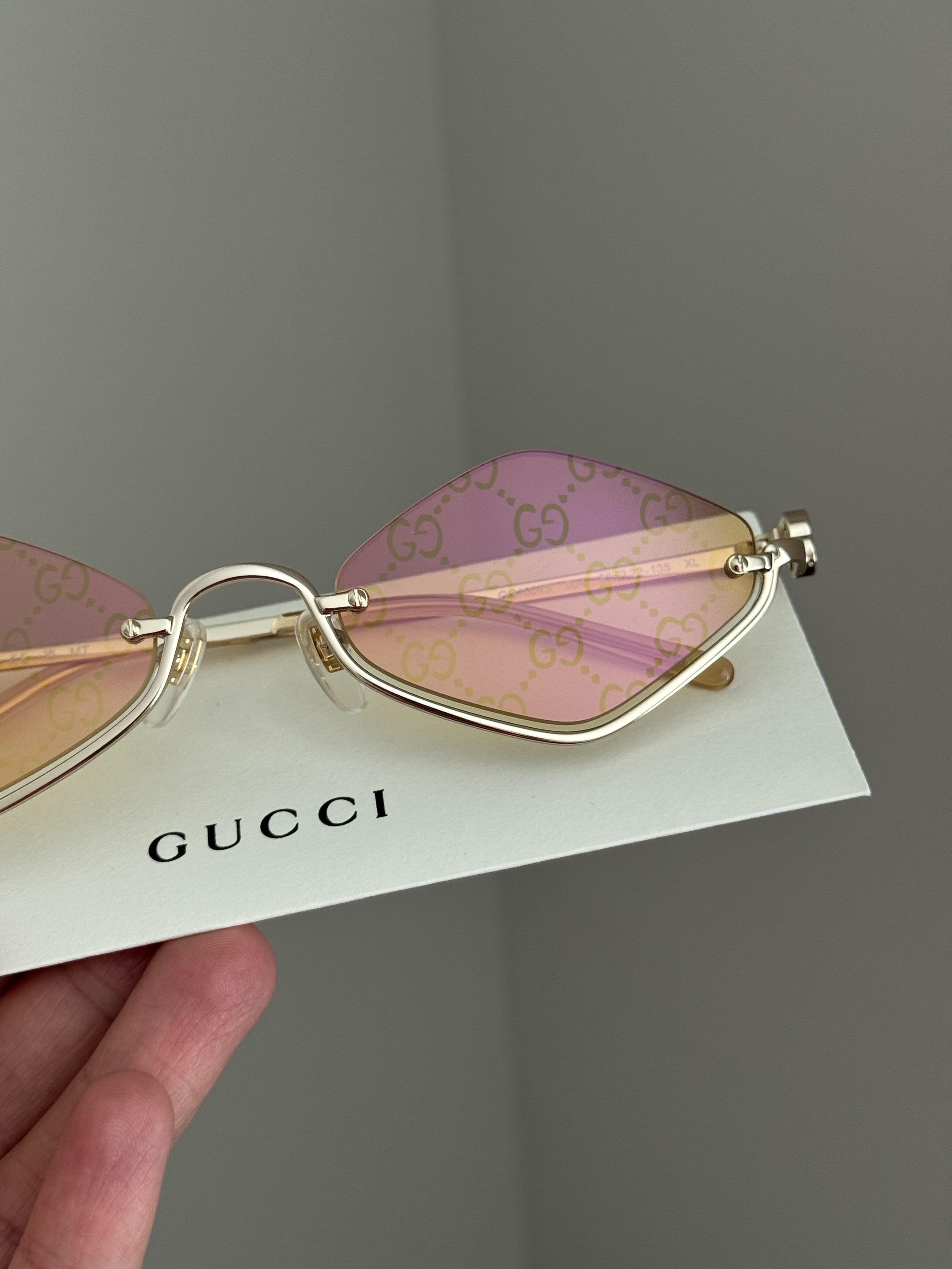 Gucci GG1604S Gold / Rose Mirror to Dark Yellow with GG Pattern product photo 4