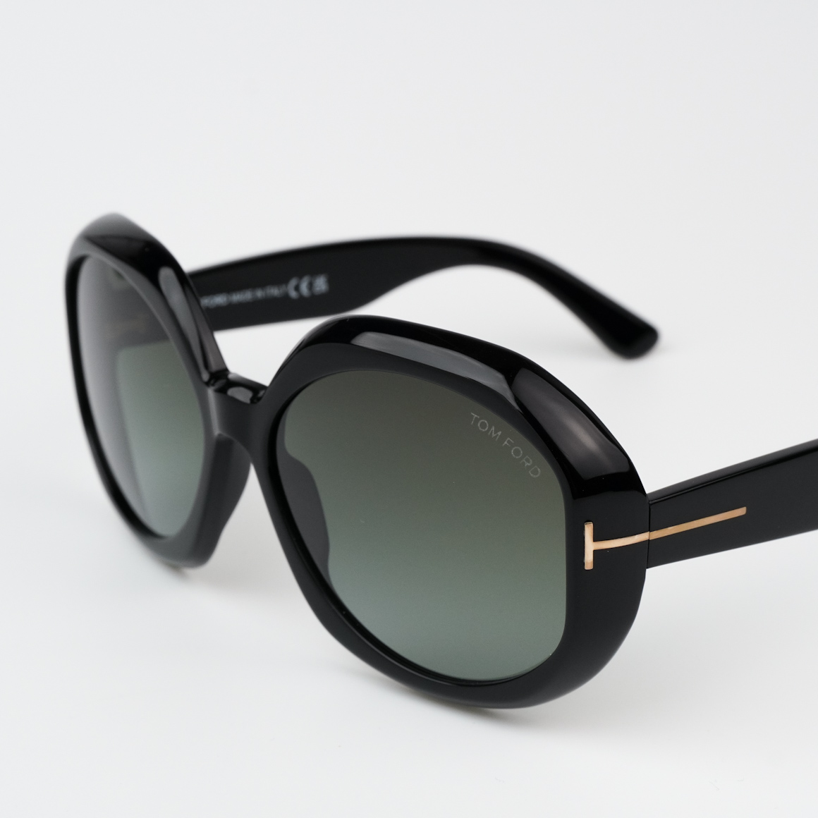 FT1011/S GEORGIA-02 Shiny Black / Gradient Smoke Sunglasses
