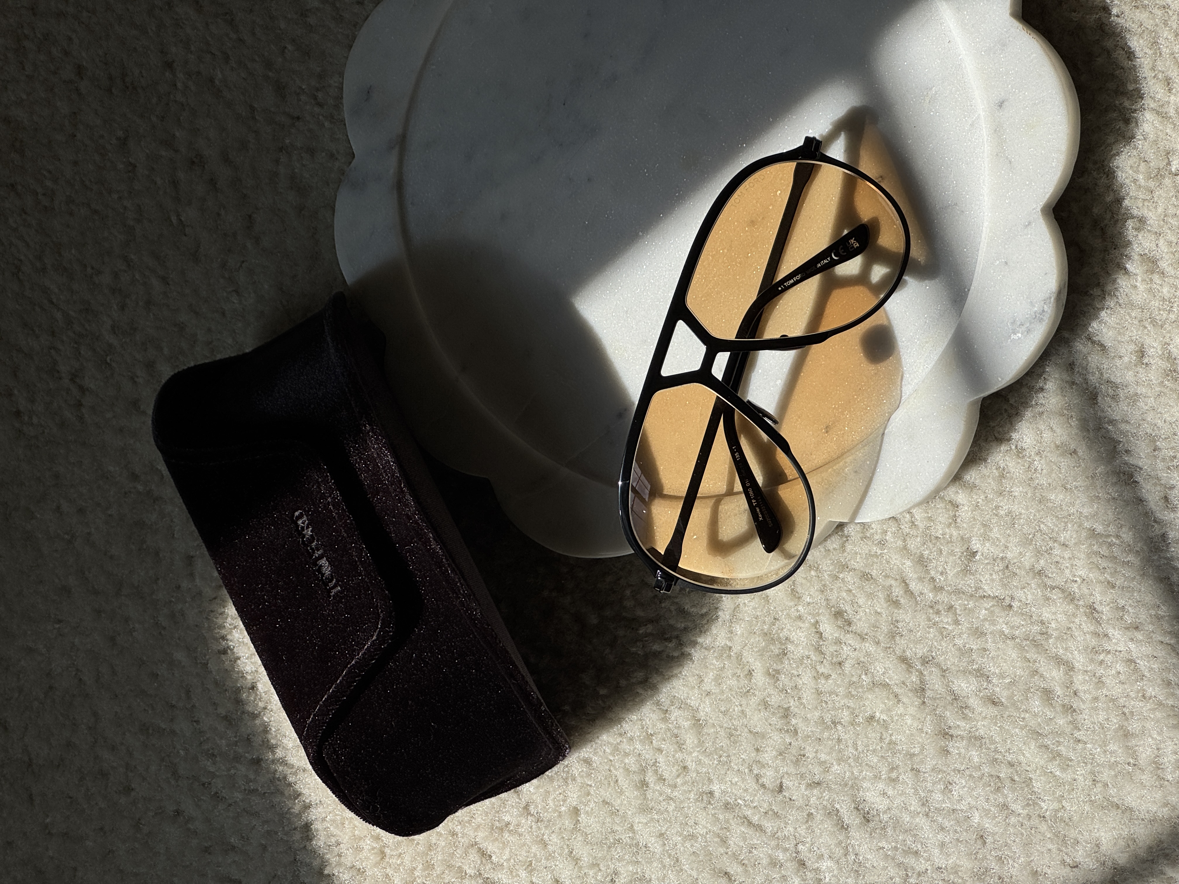 Tom Ford FT1060 Xavier Shiny Black / Brown Gradient