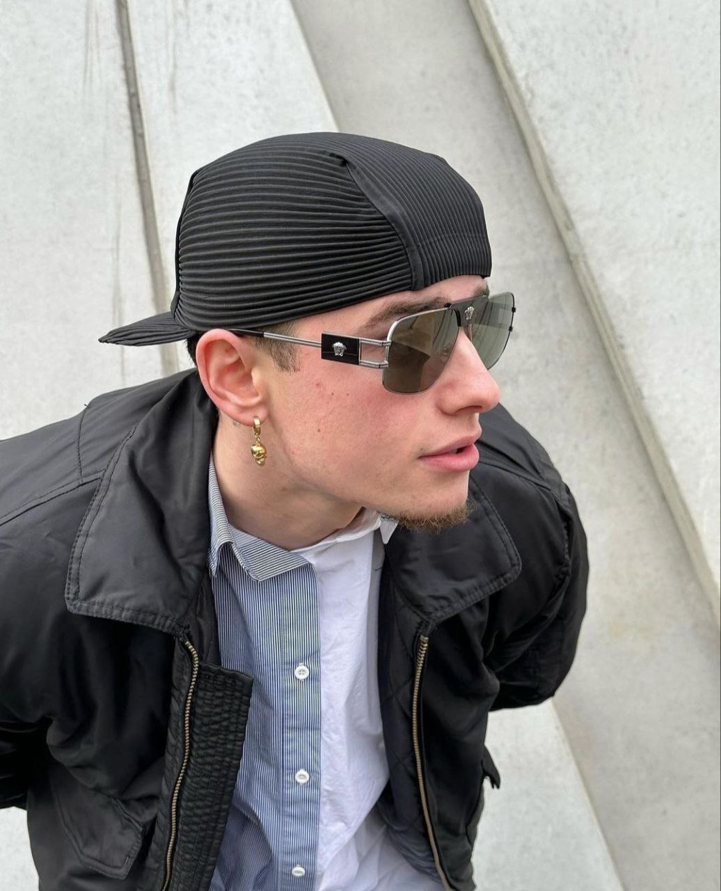 VE2251 Gold / Dark Grey  Sunglasses