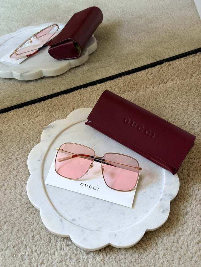 Gucci GG0394S Gold / Pink Gucci GG0394S Gold / Pink